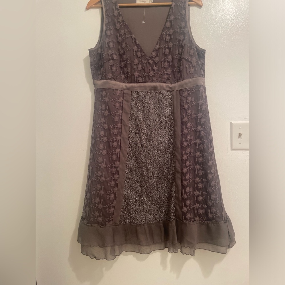 Cream brand, Elegant Gray Sleeveless Dress - Picture 3 of 9
